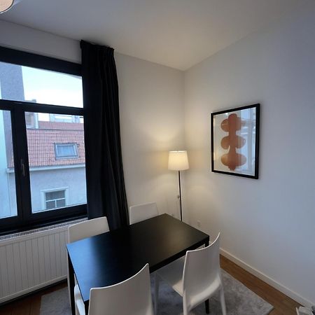 Appartement Confortable 1 Ch Au Coeur De Bruxelles Exteriör bild